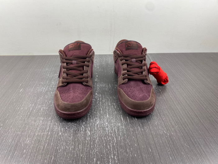 Nike SB Dunk Low "Valentine