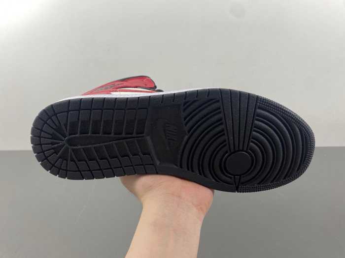 Air Jordan 1 Mid Black Toe “Gym Red” BQ6472-160