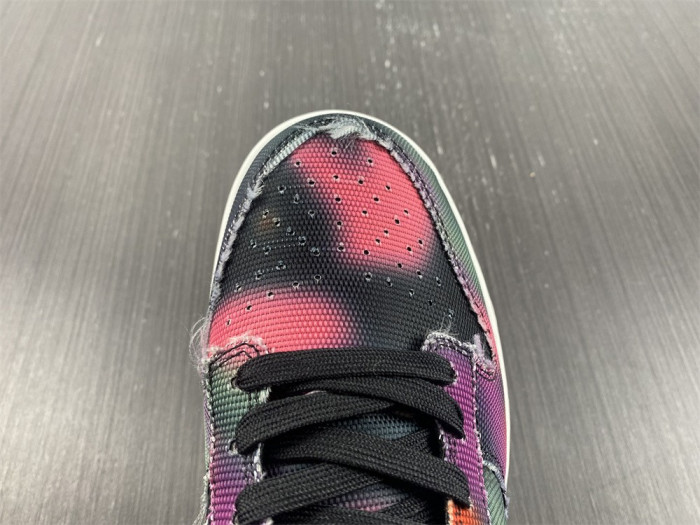 Nike Dunk Low Graffiti DM0108-002