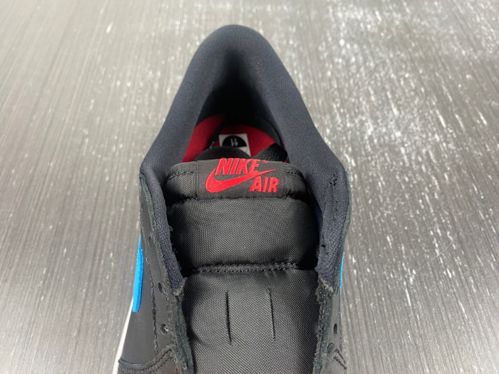 Jordan 1 Retro Low OG NC to Chi (Women