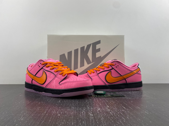 The Powerpuff Girls x Nike SB Dunk Low “Blossom” FD2631-600