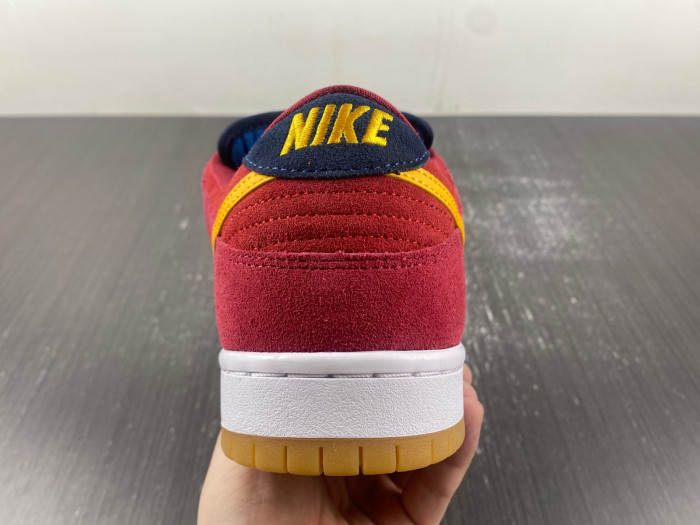 Nike SB Dunk Low Catalonia DJ0606-400