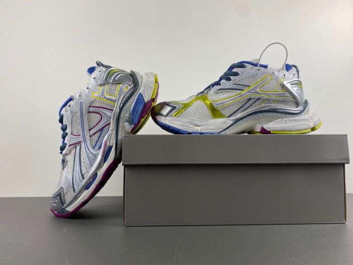 BALCIA RUNNER SNEAKER