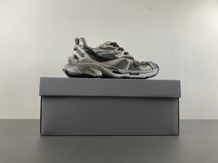 BALCIA RUNNER SNEAKER