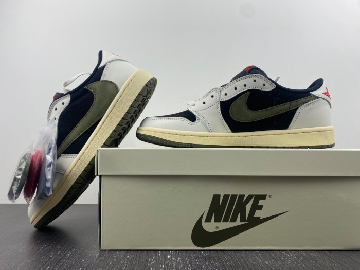 Travis Scott x Air Jordan 1 Low OG "Olive" DZ4137-106
