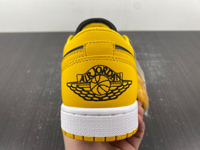 Air Jordan 1 Low “Yellow Ochre” 553558 072