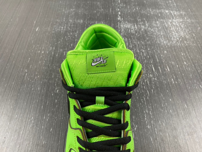 The Powerpuff Girls x Nike SB Dunk Low 