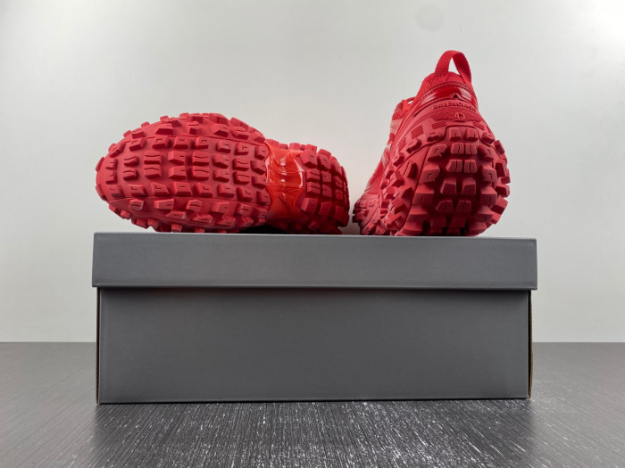 BALCIA DEFENDER SNEAKER