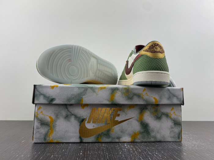 Air Jordan 1 Low OG "Year Of The Dragon" FN3727-100