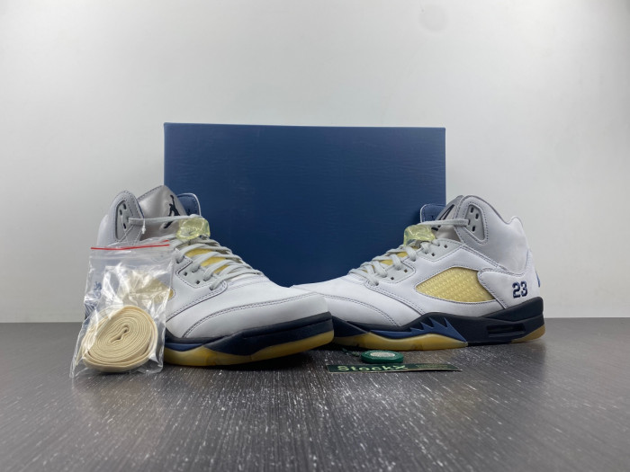 Air Jordan 5 "A Ma Maniere - Diffused Blue" FZ5758-004