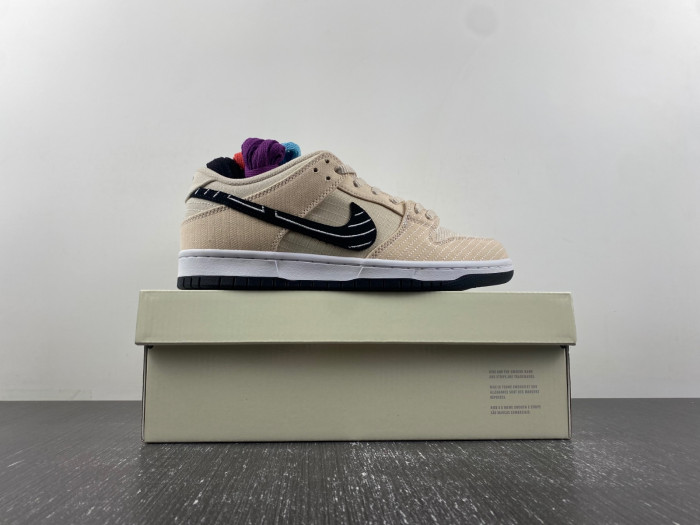 Albino & Preto x Nike SB Dunk Low FD2627-200