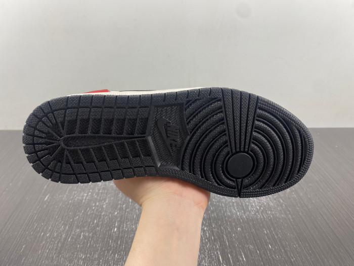 Paris Saint-Germain x Air Jordan 1 Low OG HF8828-100