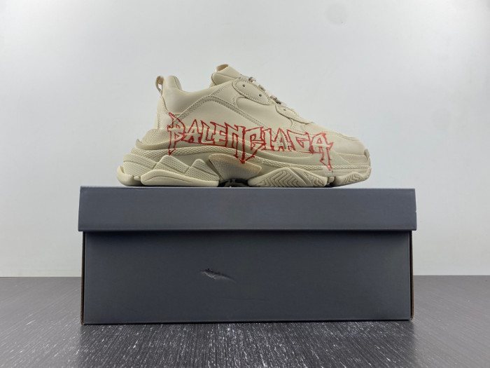 BALCIA TRIPLE S SNEAKER