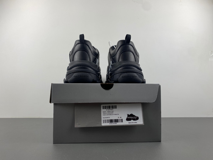 BALCIA TRIPLE S SNEAKER