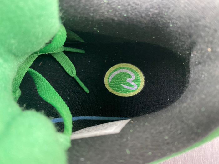 Air Jordan 4 Retro AJ4-904284