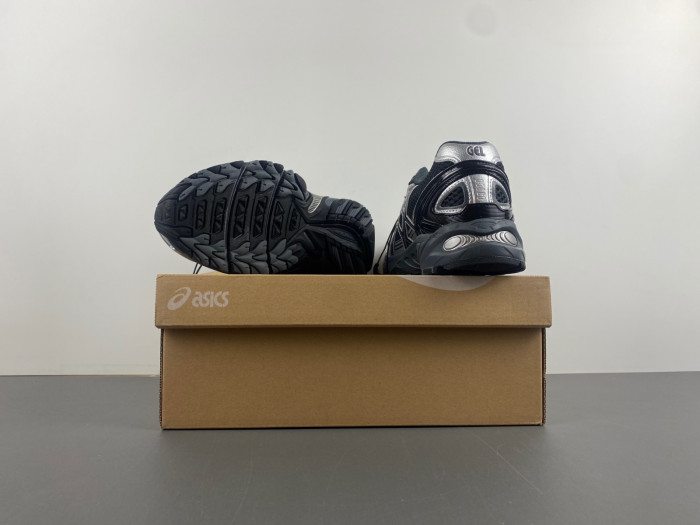 As*ic*s gel-kahana tr v4 