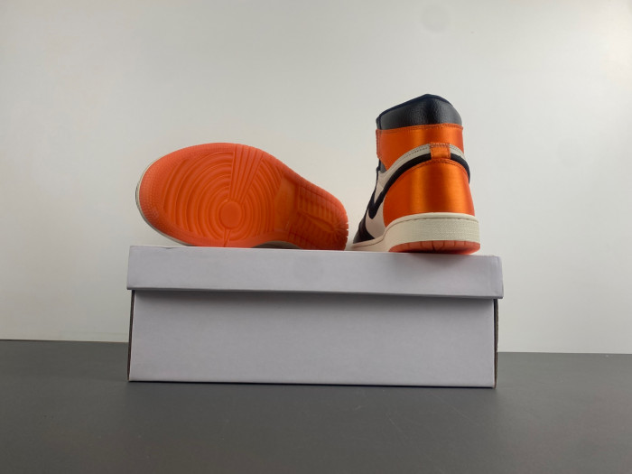 Air Jordan 1 Satin “Shattered Backboard” AV3725-010
