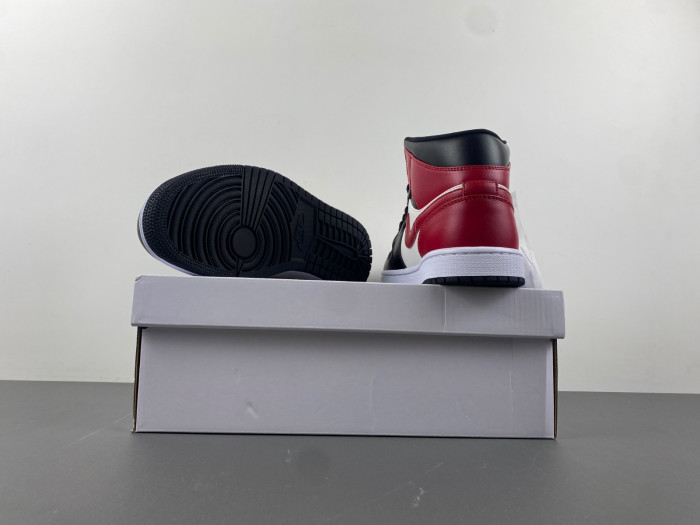 Air Jordan 1 Mid Black Toe “Gym Red” BQ6472-160