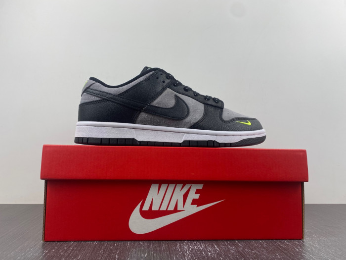 Nike Dunk Low Black Grey Green Strike FQ2205-001