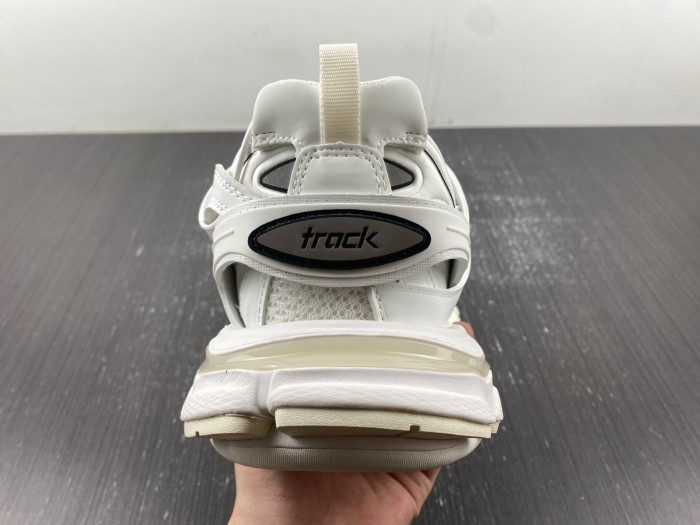 BALCIA Track SNEAKER