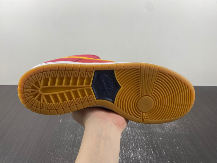 Nike SB Dunk Low Catalonia DJ0606-400