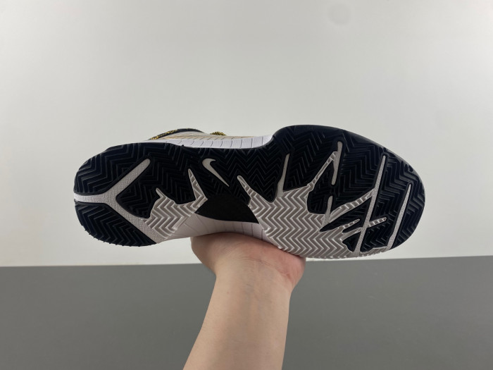 Nike Zoom Kobe 4 Protro 