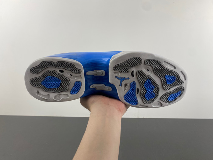 Air Jordan 17 Low University Blue UNC FJ0395-101