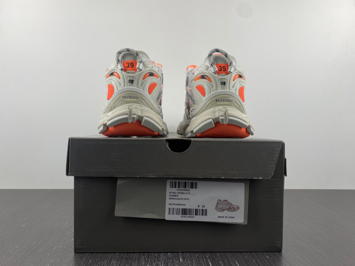 BALCIA RUNNER SNEAKER