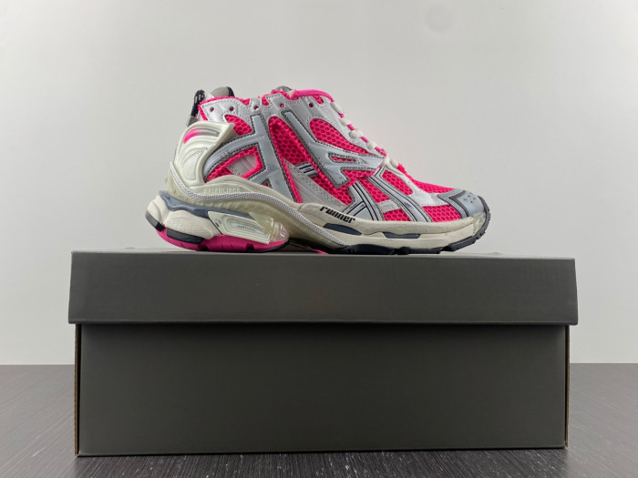 BALCIA RUNNER SNEAKER