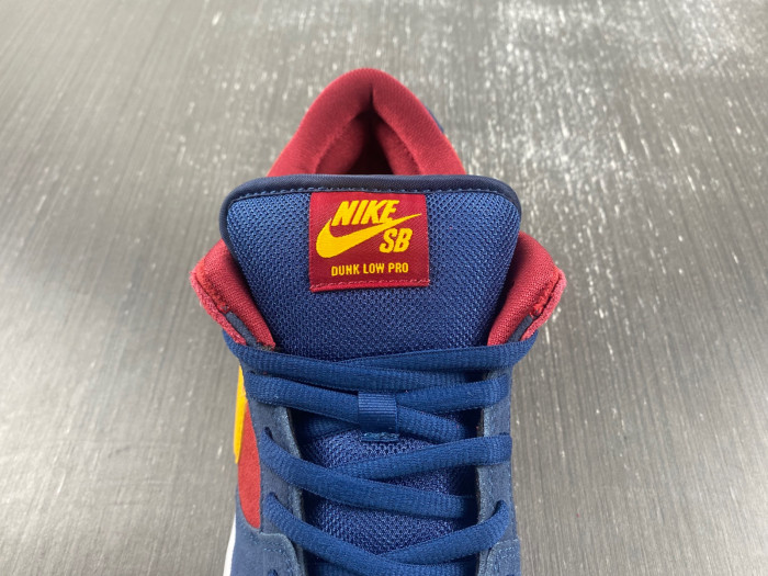 Nike SB Dunk Low Catalonia DJ0606-400
