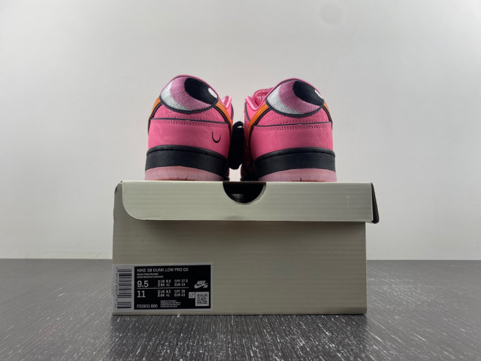 The Powerpuff Girls x Nike SB Dunk Low “Blossom” FD2631-600