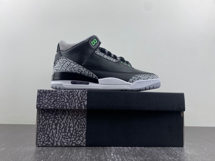Air Jordan 3 "Black/Green Glow" CT8532-031