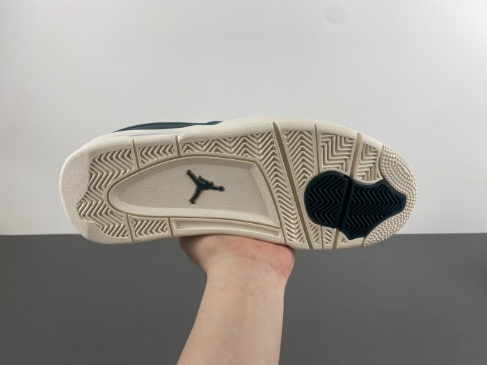 Air Jordan 4 RM WMNS "Oxidized Green" FQ7940-300