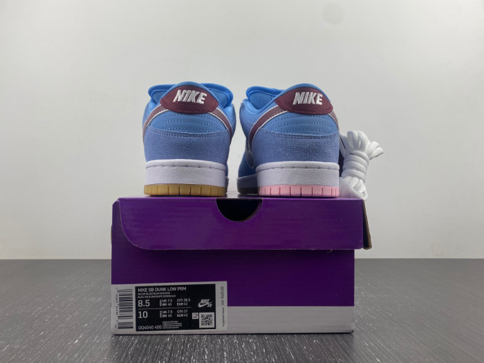 Nike SB Dunk Low Phillies DQ4040-400