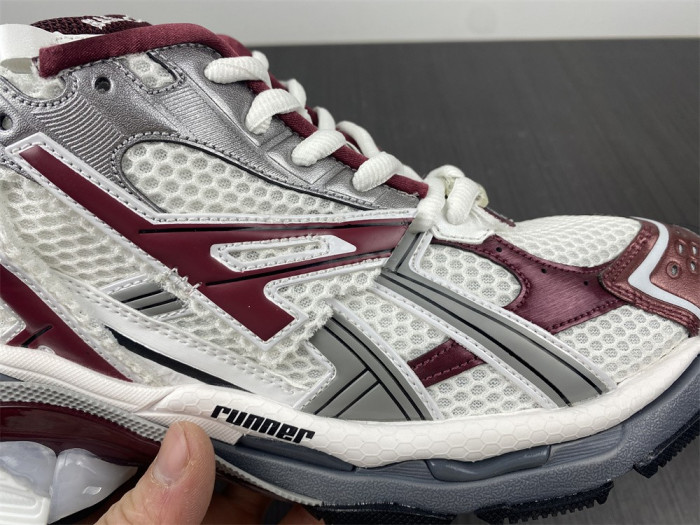 BALCIA RUNNER SNEAKER