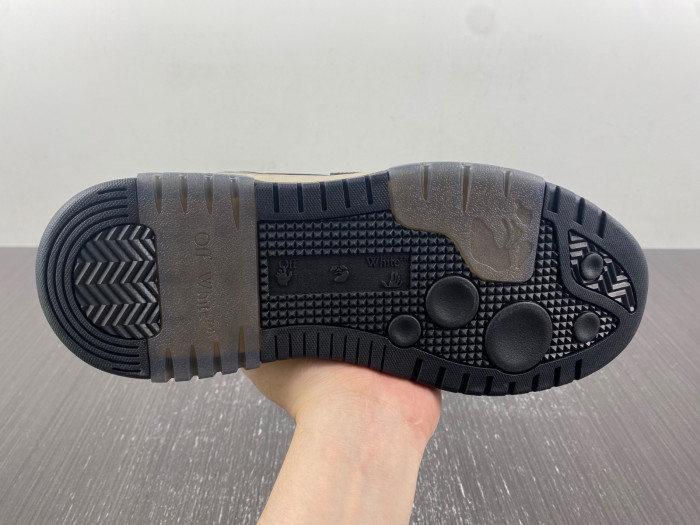 OFW C/O VIRGIL ABLOH Out Of Office OOO Low Tops