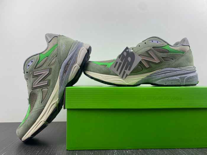 New Balance x Patta 990v3 Made in USA Olive M990PP3
