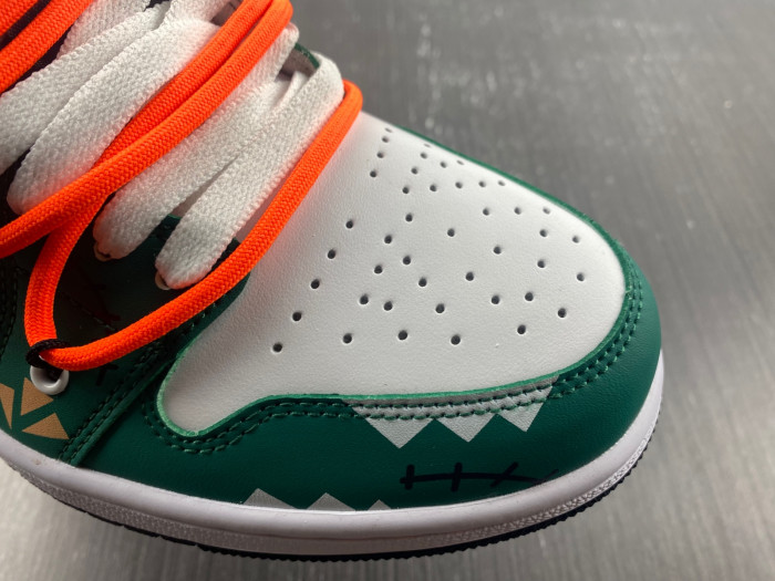 Nike SB Dunk Low HUF Wait, What!? (Friends and Family) FD8775-002