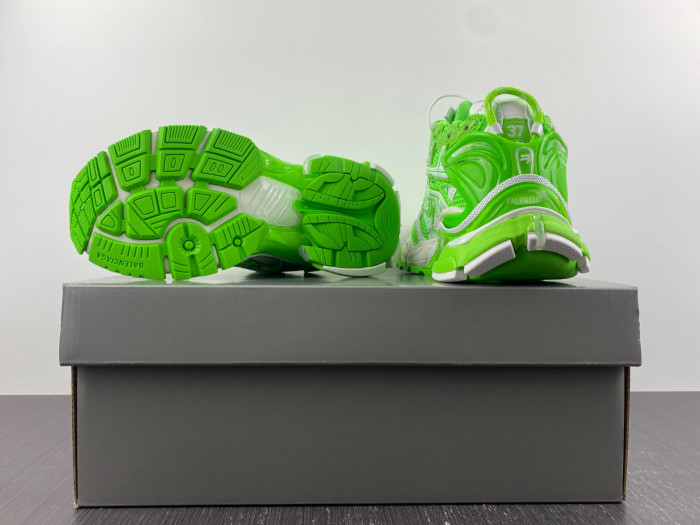 BALCIA RUNNER SNEAKER