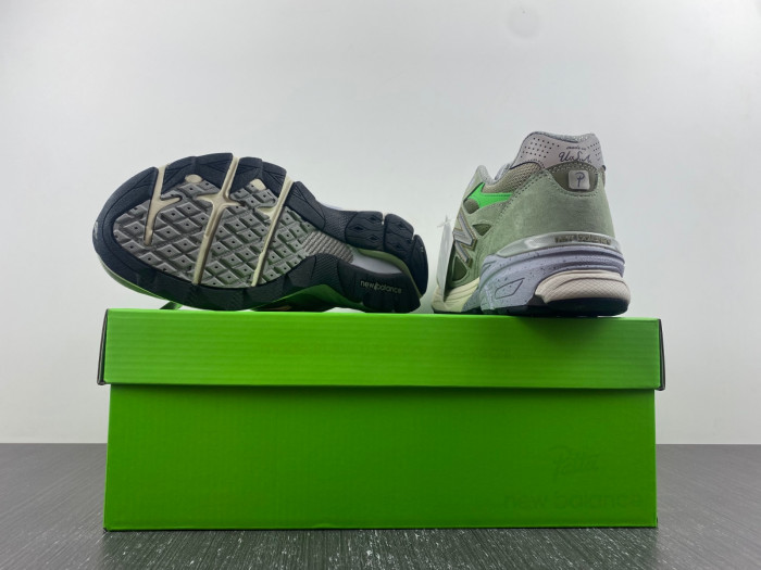New Balance x Patta 990v3 Made in USA Olive M990PP3
