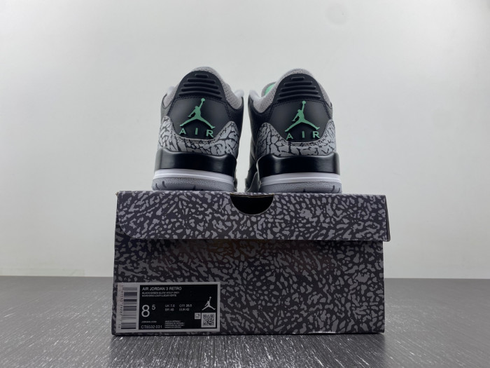Air Jordan 3 "Black/Green Glow" CT8532-031
