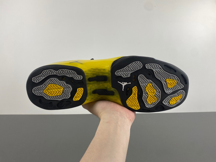 Air Jordan 17 Retro Low SP Lightning FJ0395-100