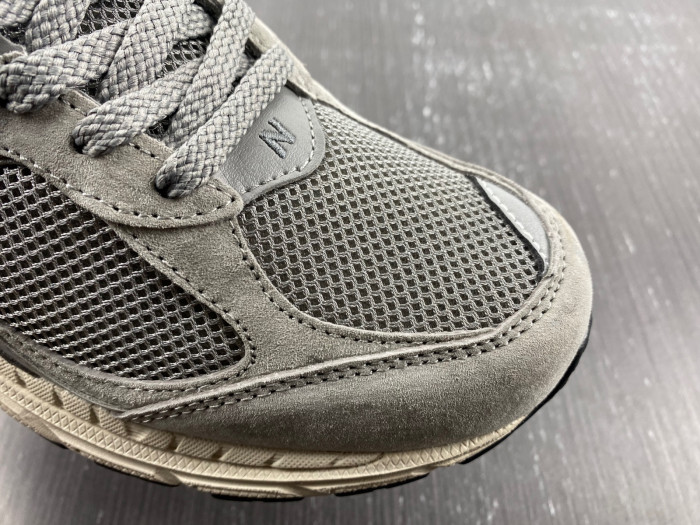 New Balance 2002R Marblehead Light Aluminum Men