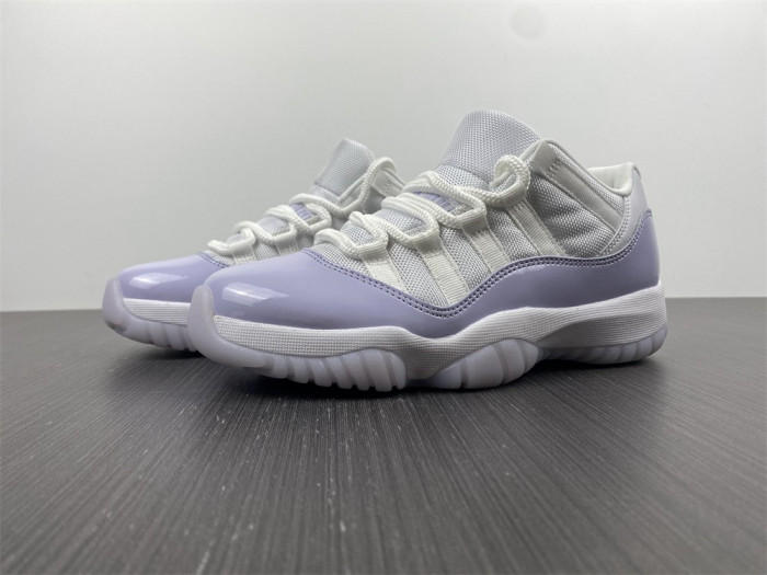 Air Jordan 11 Low ‘Pure Violet’ AH7860-101