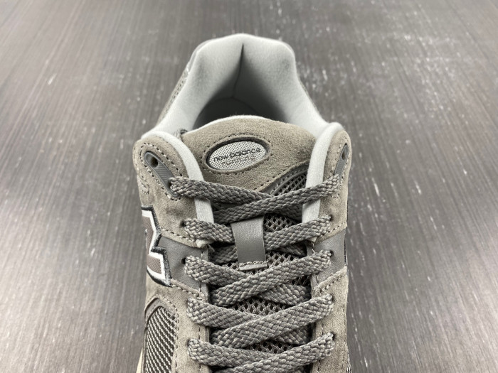 New Balance 2002R Marblehead Light Aluminum Men