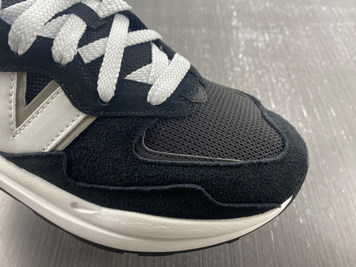 New Balance 57/40 Team Black Men