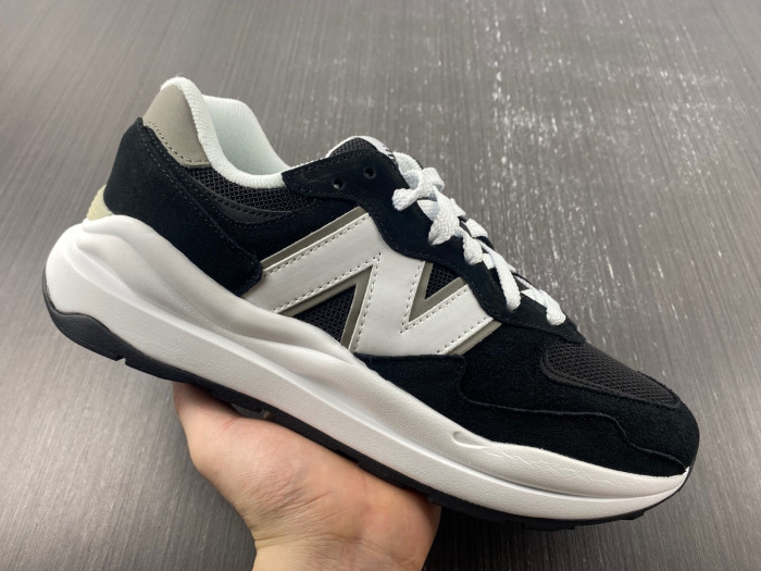 New Balance 57/40 Team Black Men