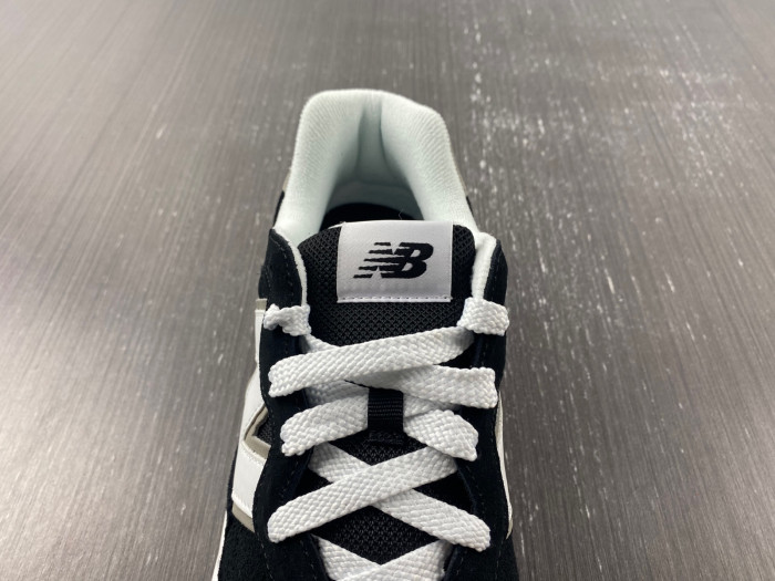 New Balance 57/40 Team Black Men