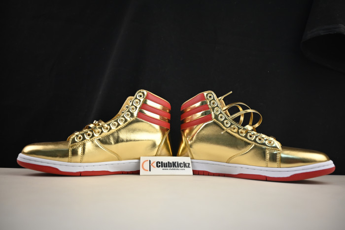 THE NEVER SURRENDER HIGH-TOP SNEAKER