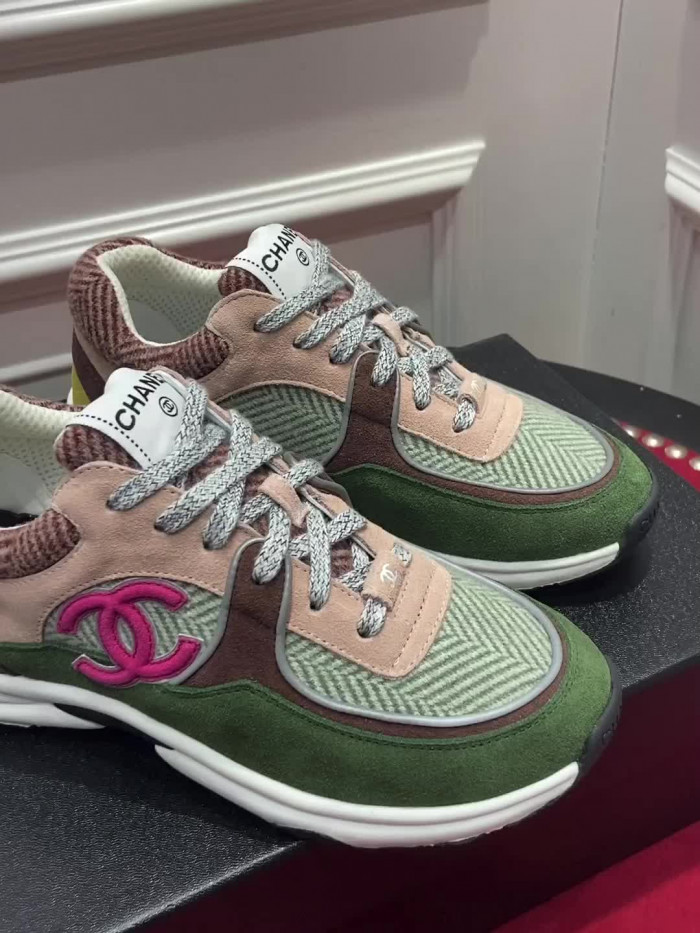 CHNL Sneaker